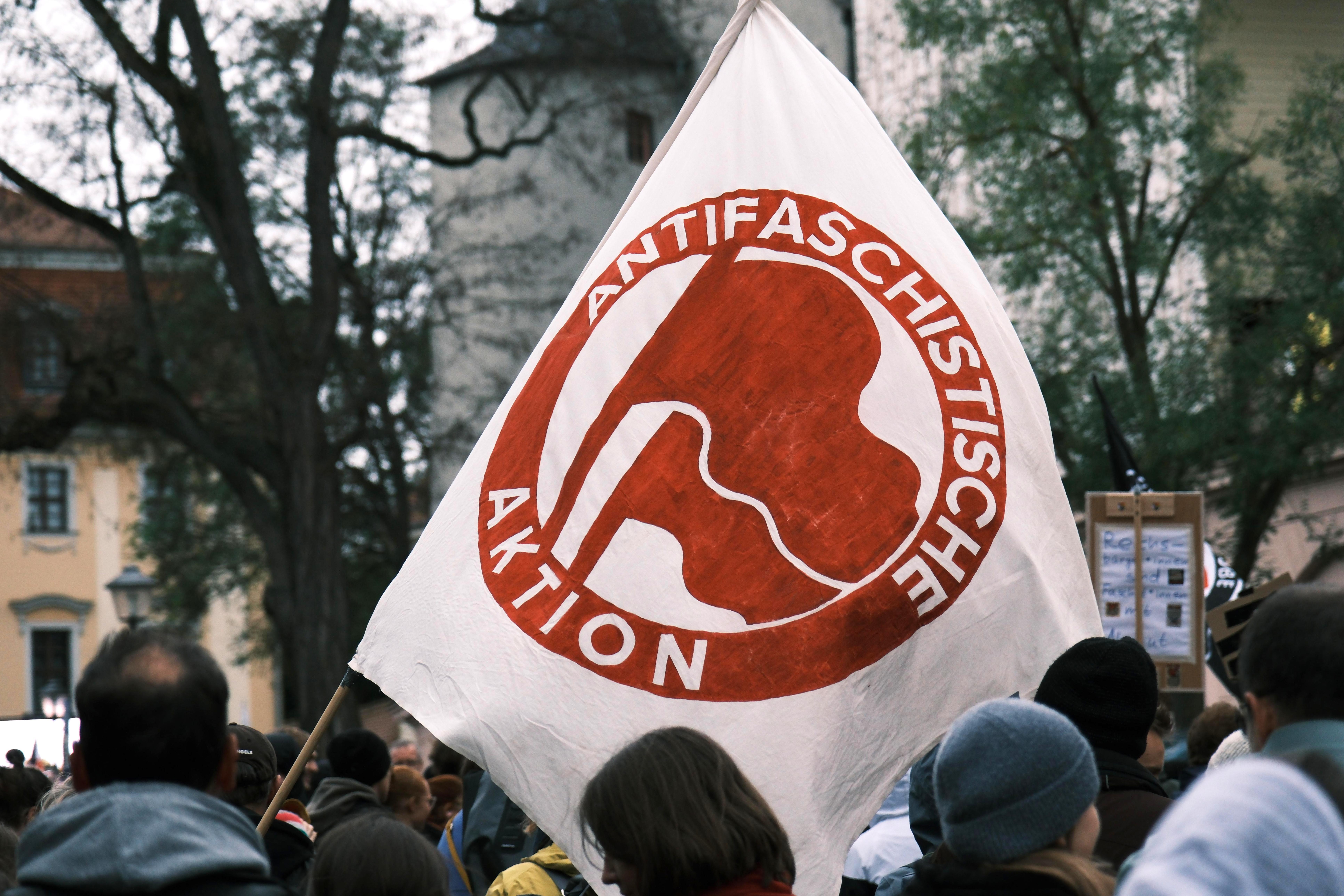 Rückblick: Reichsbürger*innentreffen in Weimar